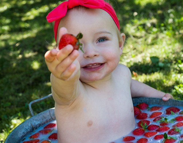 Outdoor Kindershooting von Fotografin Leonie Baumgärtner aus Murg.