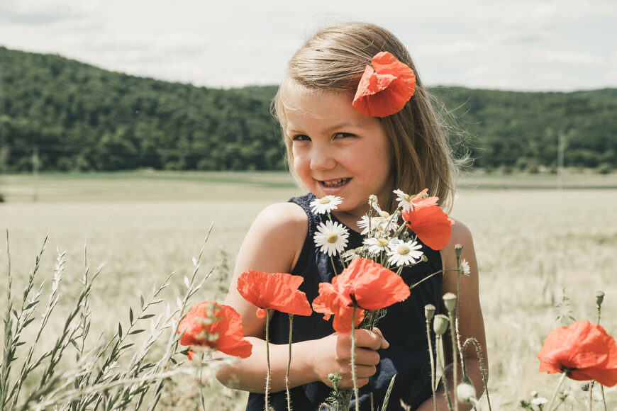 Fotoshooting in Murg im Feld voller Mohnblumen